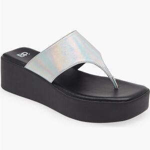 Silver Iridescent Platform‎ Sandals